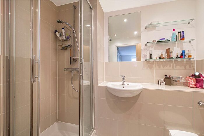 2 Bedroom Flat To Rent In Consort Rise House, Buckingham Palace Road, SW1W