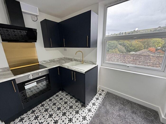 1 Bedroom Apartment To Rent In Wharf Street, Sowerby Bridge, Calderdale, HX6