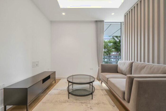 Studio To Rent In Minories London, EC3N