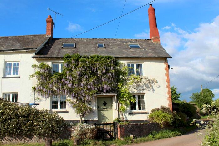 4 Bedroom Semi-Detached House For Sale In Trinity Cottages, Trinity, Cullompton, EX15