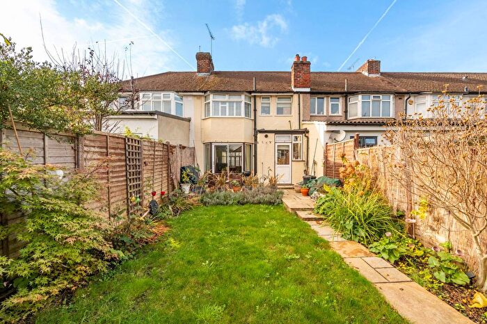 1 Bedroom Terraced House To Rent In Milner Drive, Whitton, Twickenham, TW2