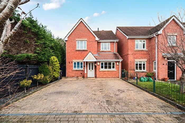 3 Bedroom Detached House For Sale In Beaumont Road, Flitwick, MK45