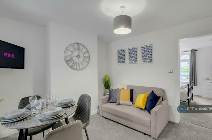 1 Bedroom Flat To Rent In Yarmouth Road, Norwich, NR7