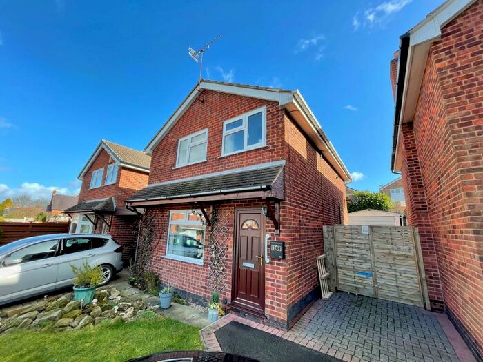 3 Bedroom Detached House To Rent In Dale View Gardens, Kilburn, DE56