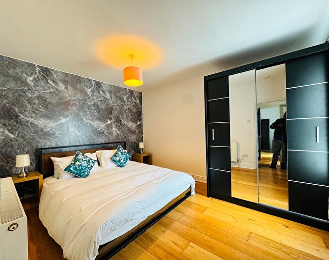 1 Bedroom Maisonette To Rent In West Wycombe Road, High Wycombe, HP12