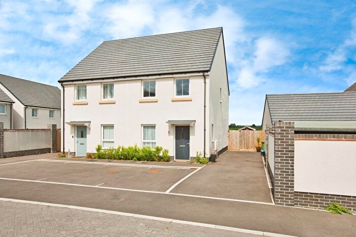 2 Bedroom Semi-Detached House For Sale In Hornbeam Vale, Ilchester, Yeovil, BA22