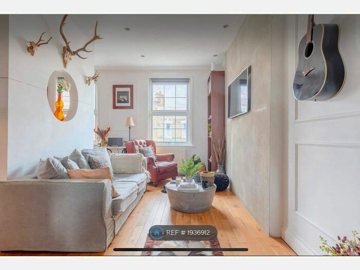 2 Bedroom Flat To Rent In Jenner Road, London, N16