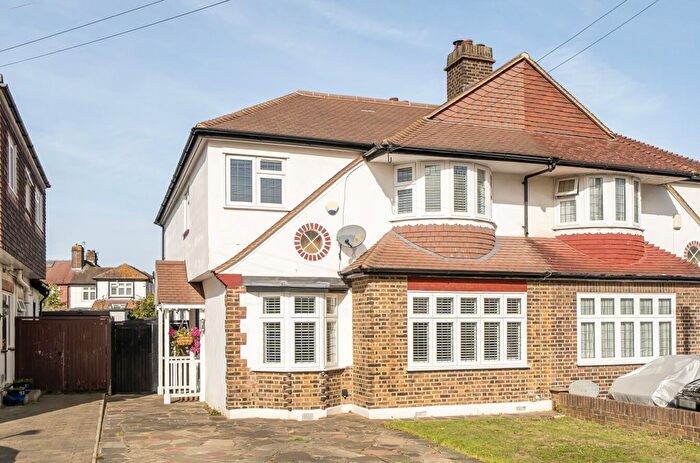 5 Bedroom Semi Detached House For Sale In Frensham Road, New Eltham, SE9
