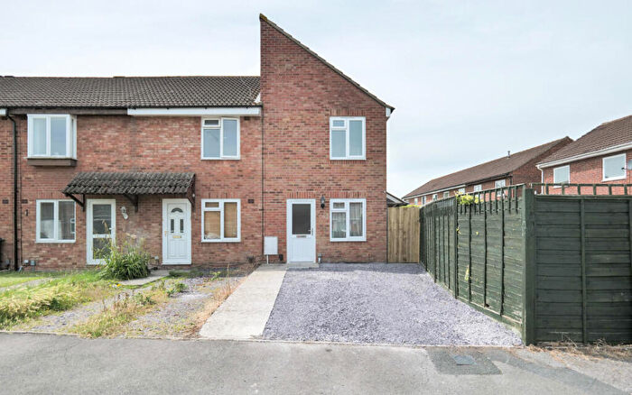 2 Bedroom End Of Terrace House For Sale In Ingram Road, Melksham, SN12