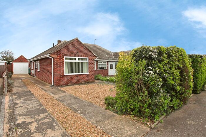 3 Bedroom Semi-Detached Bungalow For Sale In Storrington Way, Peterborough, PE4