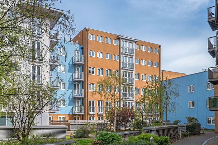 2 Bedroom Flat For Sale In Whitestone Way, Croydon, CR0