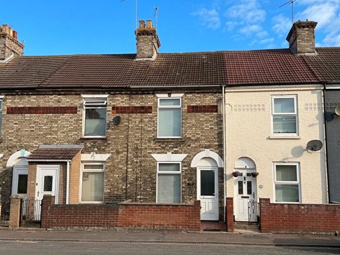 3 Bedroom Terraced House For Sale In Church Road, Gorleston, Great Yarmouth, NR31
