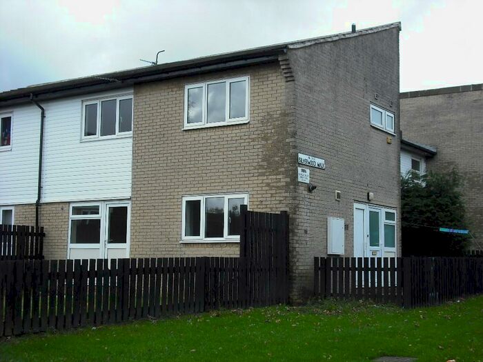 3 Bedroom Ground Flat To Rent In Silverwood Walk, Halifax, West Yorkshire, HX2