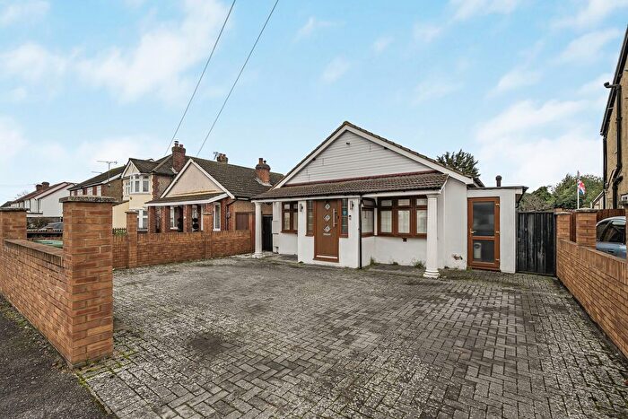4 Bedroom Detached Bungalow For Sale In School Road, Ashford, TW15