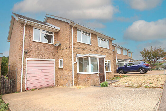4 Bedroom Detached House For Sale In Treeway, Chatteris, PE16