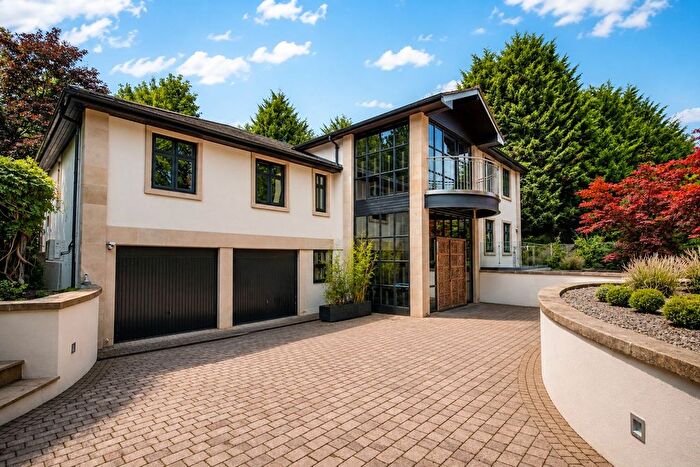 5 Bedroom Detached House For Sale In Broadway, Hale, WA15