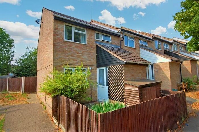 3 Bedroom Property To Rent In Titania Close, Colchester, CO4