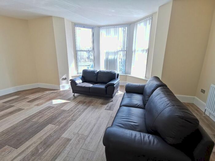 2 Bedroom Flat To Rent In Belle Grove Terrace, Spital Tongues, Newcastle Upon Tyne, NE2