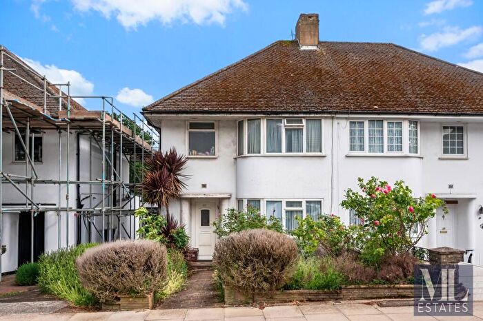 3 Bedroom Semi-Detached House For Sale In St. Margarets Road, Edgware, HA8