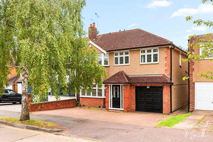 4 Bedroom Semi Detached House For Sale In Baldocks Road, Theydon Bois, CM16