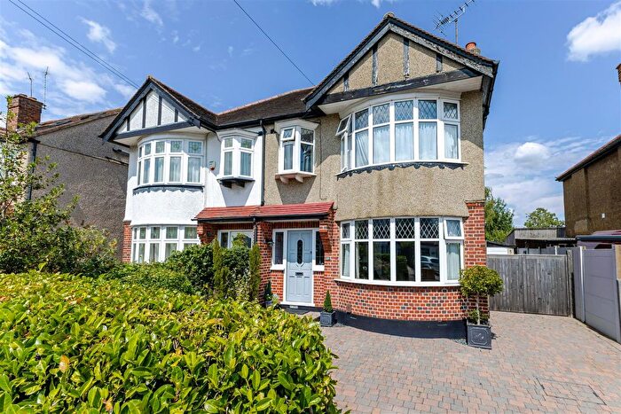 3 Bedroom Property For Sale In Ladygate Lane, Ruislip, HA4