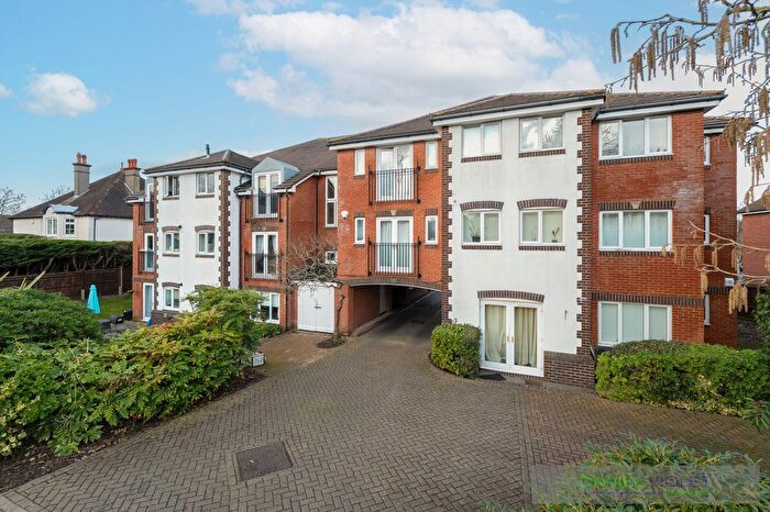 2 Bedroom Flat For Sale In Midsummer Apartments, Sackville Road, Sutton, SM2