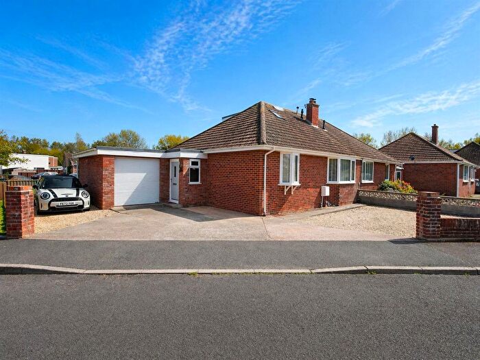 3 Bedroom Semi-Detached Bungalow For Sale In Margaret Crescent, Burnham-On-Sea, TA8