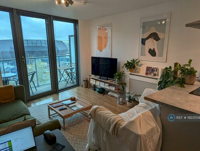 1 Bedroom Flat To Rent In High Street, London, E15