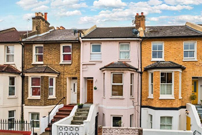1 Bedroom Terraced House For Sale In Waite Davies Road, London, SE12