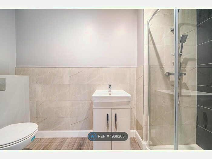 1 Bedroom Flat To Rent In The Broadway, London, W5