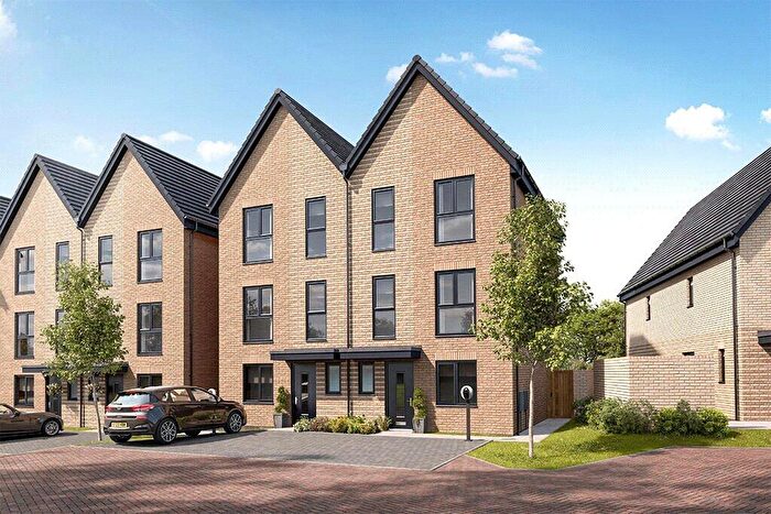 4 Bedroom Semi-Detached House For Sale In Bedwell Crescent, Stevenage, Hertfordshire, SG1
