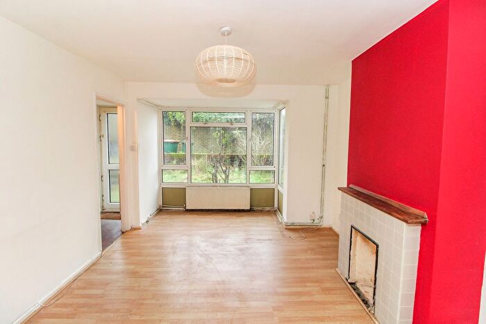 3 Bedroom Terraced House For Sale In Cuckmere Crescent, Crawley, West Sussex., RH11