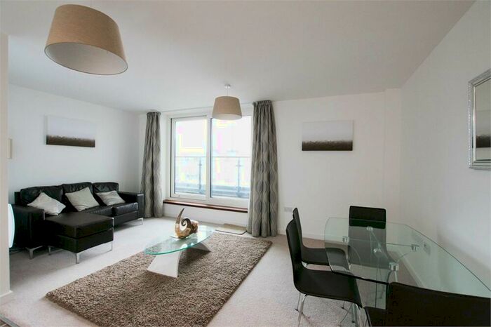 1 Bedroom Apartment To Rent In Ferry Court, Cardiff, CF11