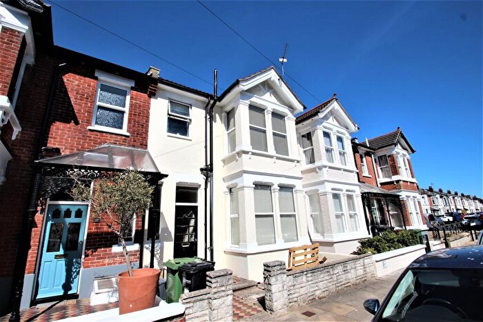 4 Bedroom Terraced House To Rent In Rochester Road, Southsea, PO4
