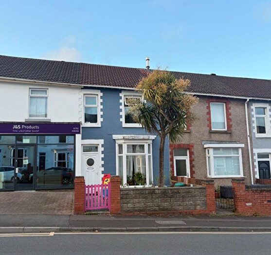 2 Bedroom Terraced House To Rent In Tycoch Road, Sketty, SA2