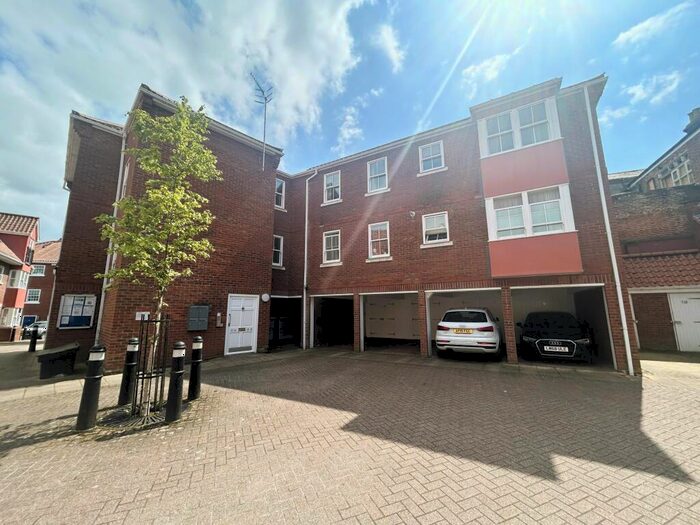 2 Bedroom Apartment To Rent In St. Martin At Bale Court, NR1