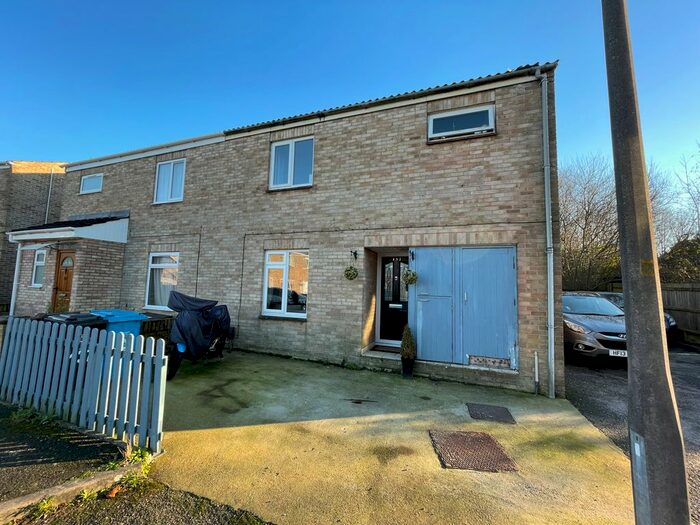 3 Bedroom End Of Terrace House To Rent In Knowlton Road, Poole BH17