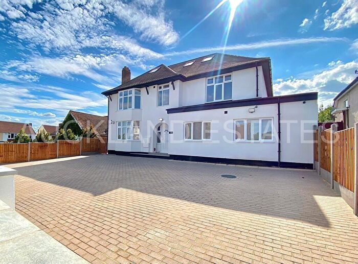 Studio To Rent In Tempest Avenue, Potters Bar, EN6