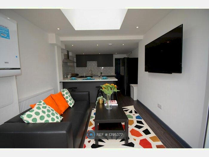 5 Bedroom Terraced House To Rent In St. Georges Road, Coventry, CV1