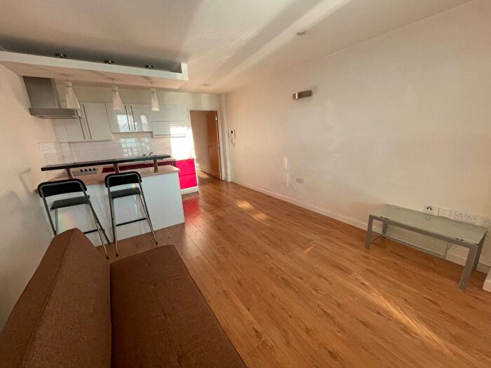 1 Bedroom Flat To Rent In Fulcrum, Furnival Street, Sheffield, Yorkshire, S1