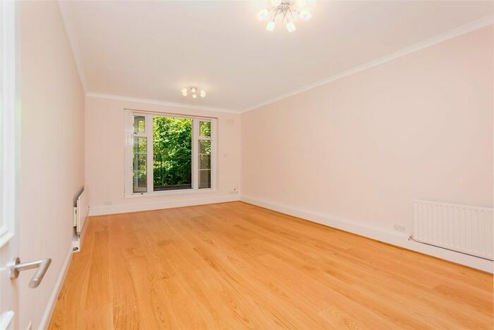 2 Bedroom Flat To Rent In Parkhill Road, Belsize Park, NW3
