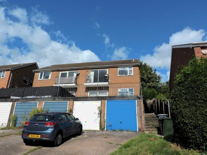 2 Bedroom Flat To Rent In Mays Avenue, Carlton, Nottingham, NG4