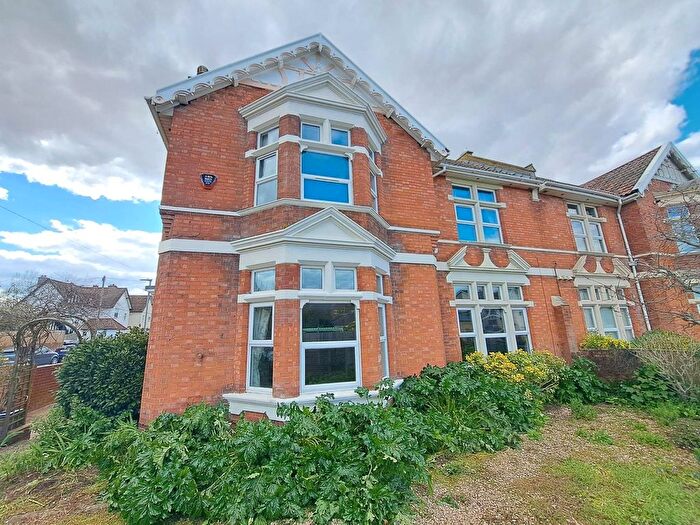 6 Bedroom Semi-Detached House For Sale In Berrow Road, Burnham-On-Sea, Somerset, TA8