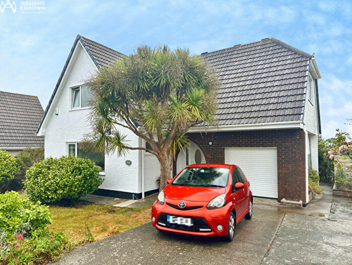 3 Bedroom Detached House For Sale In Hunters Chase, Trearddur Bay, Anglesey, LL65