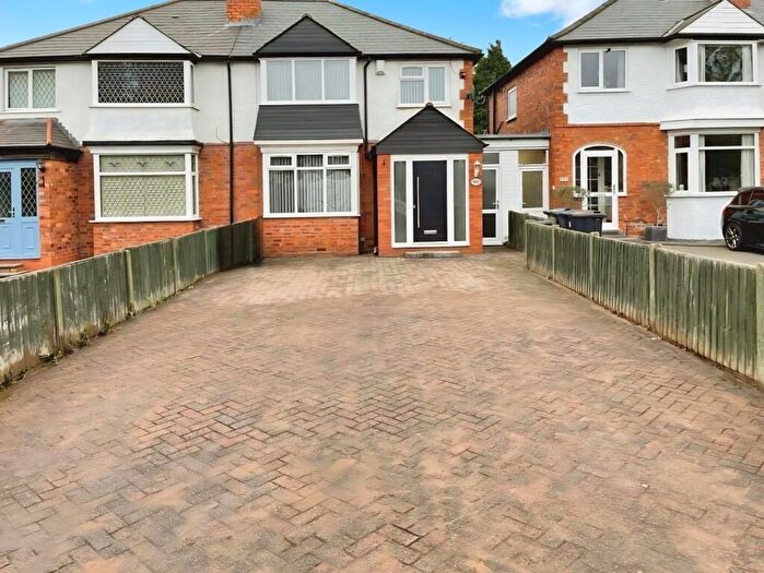 3 Bedroom Semi Detached House For Sale In Chester Road, Sutton Coldfield, B73