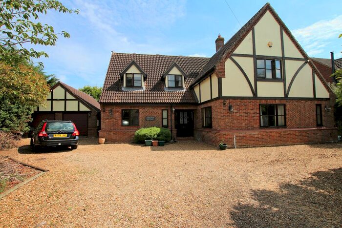 4 Bedroom Detached House To Rent In Church Road, Christchurch, PE14