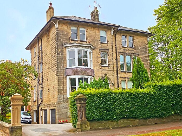2 Bedroom Flat To Rent In Otley Road, Huntcliffe House, HG2