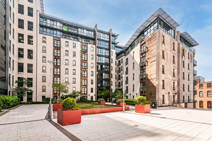 1 Bedroom Flat For Sale In Atrium, Waterfront Plaza, Nottingham, NG2