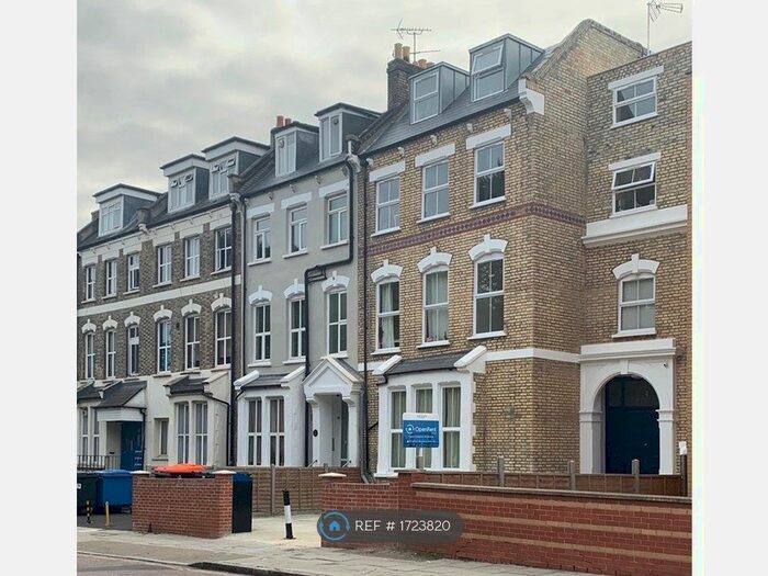 3 Bedroom Flat To Rent In Woodberry Grove, London, N4