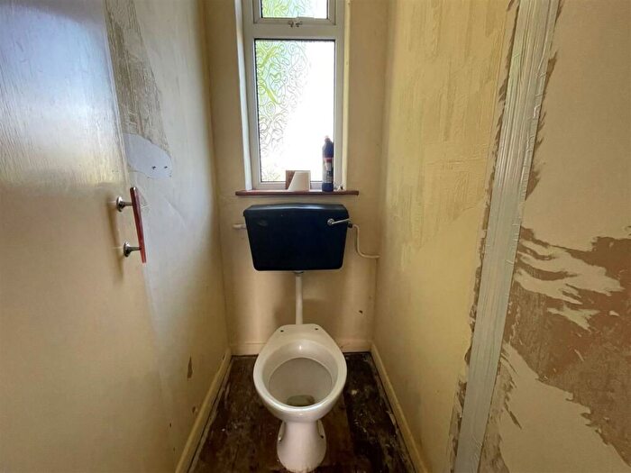 2 Bedroom Bungalow For Sale In Church Lane, Alvingham, Louth, LN11